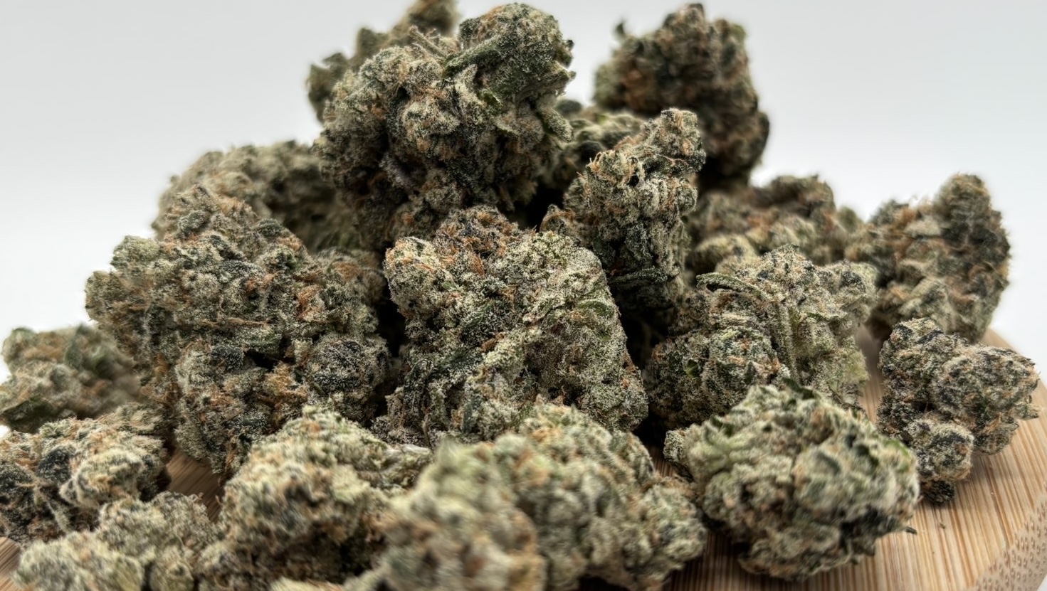 White Fire OG - 38.94% THCa - Image 3